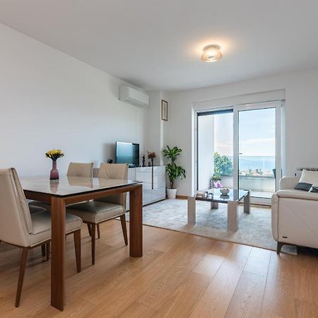 Apartment With Balcony Ocean Paradise คาสตาฟ ภายนอก รูปภาพ